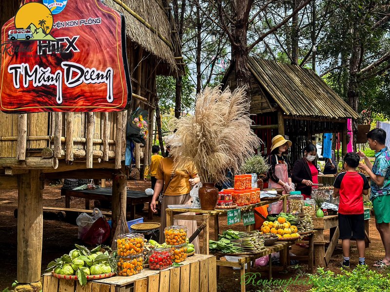 Chợ phiên Măng Đen có gì?