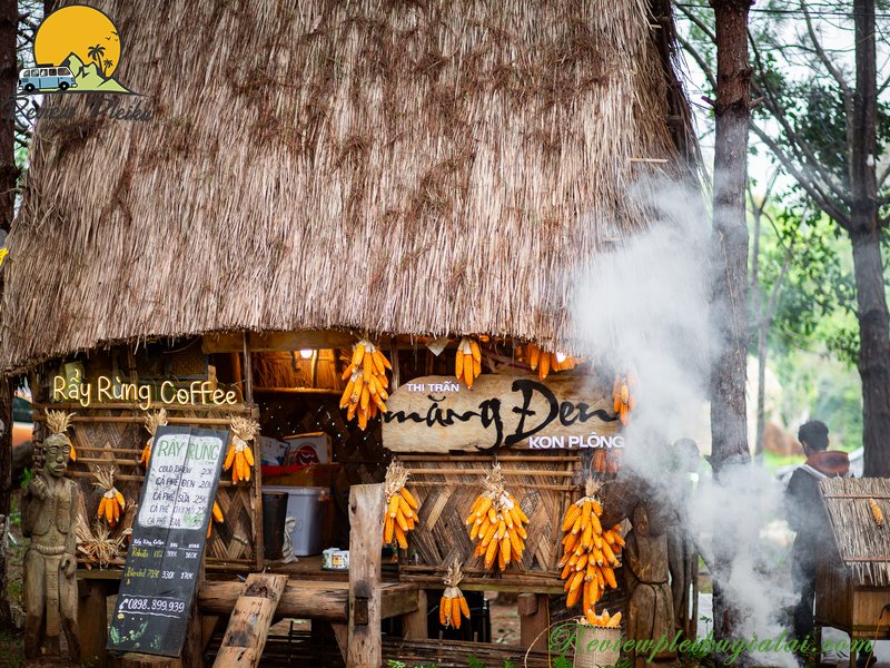 Chợ phiên Măng Đen mở cửa mấy giờ?