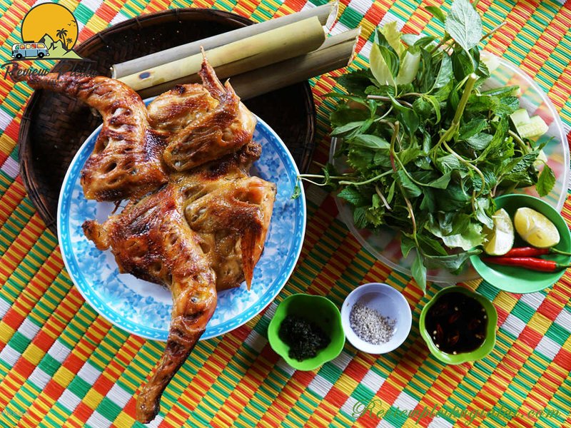 Cơm lam gà nướng Gia Lai Ksor Hnao