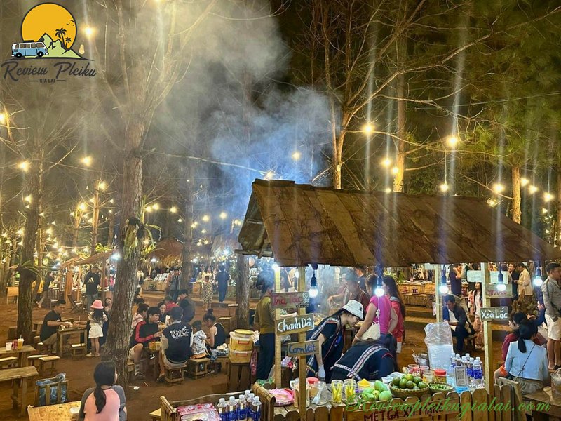 Hình ảnh của chợ phiên Măng Đen