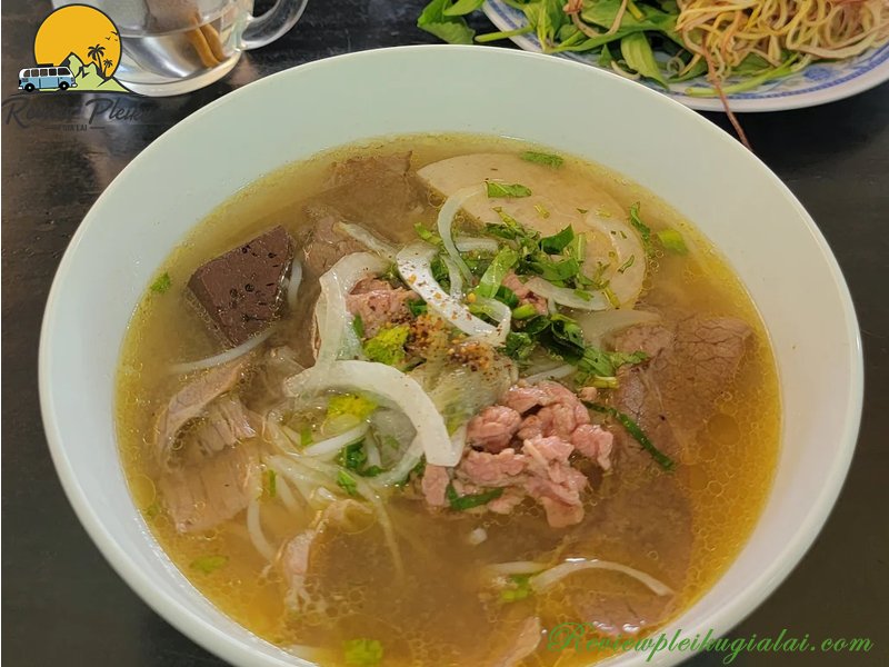 Quán bún bò huế Tràng Tiền Cách Mạng Pleiku