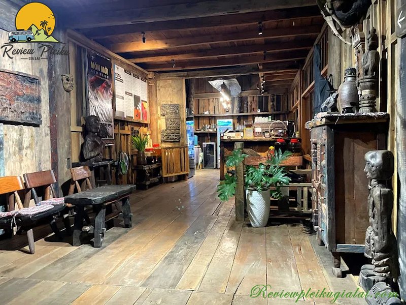 Quán cà phê Biển Hồ Gia Lai view đẹp