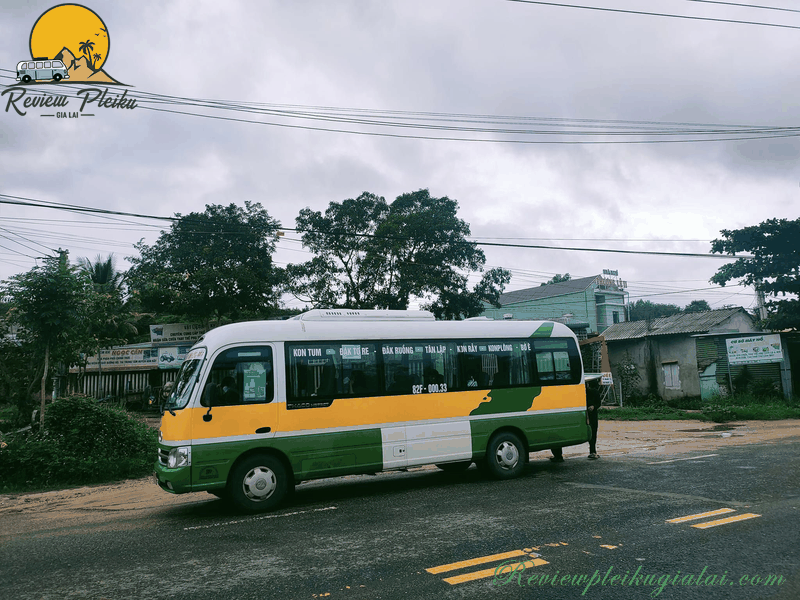 Thuê xe từ sân bay Pleiku đi Măng Đen