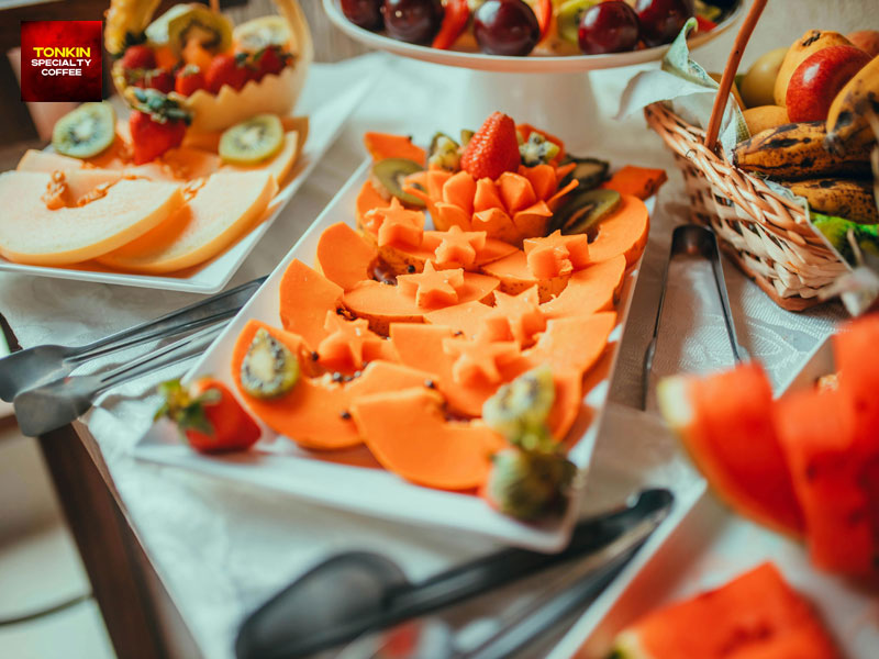 Cùng Tonkin Catering tìm hiểu catering service là gì?