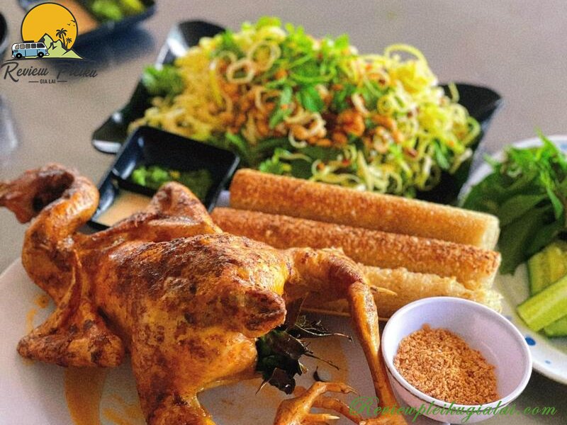 Gà nướng cơm lam đặc sản Măng Đen