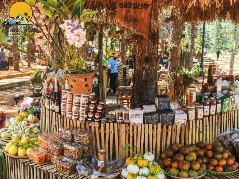 Chợ phiên Măng Đen có gì đặc biệt?