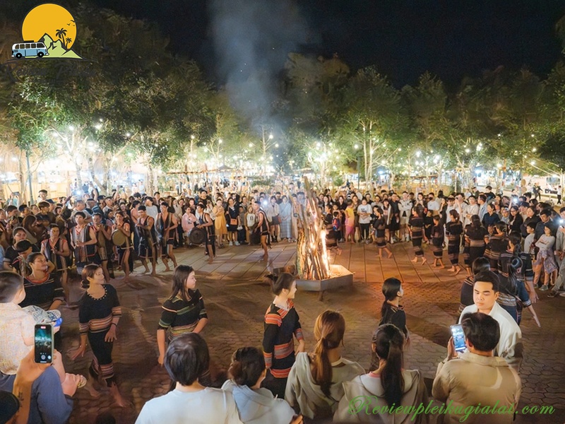 Địa chỉ chợ phiên Măng Đen