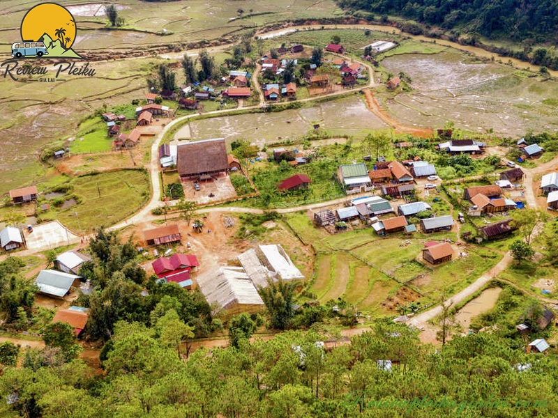 Điểm tham quan Măng Đen