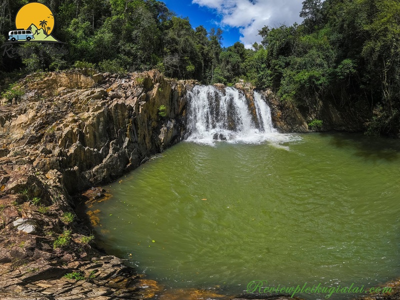 Điểm tham quan Măng Đen