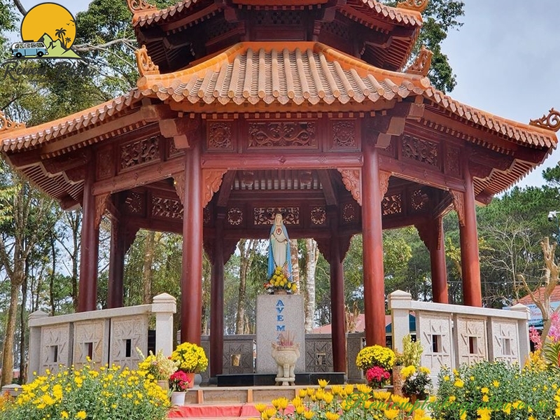 Nên kết hợp hồ Đăk Ke Măng Đen đi đâu